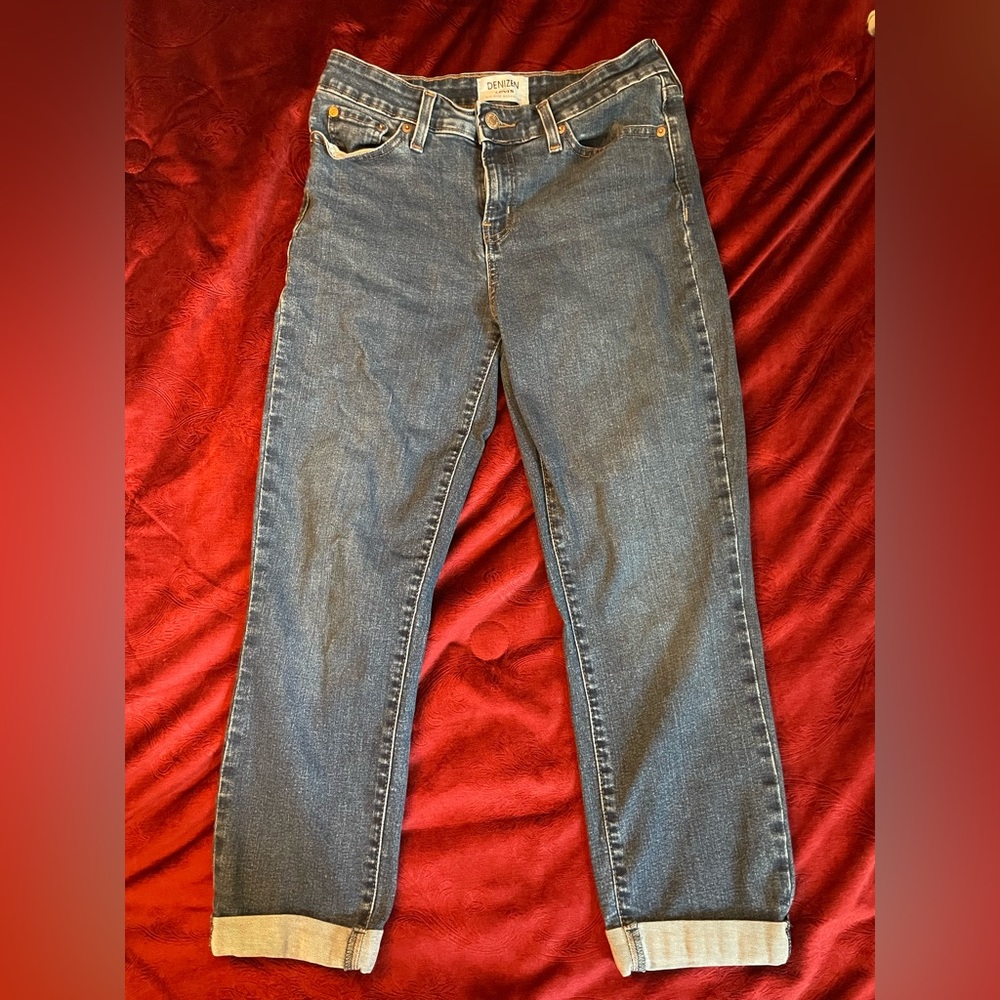 BOYFRIEND JEANS